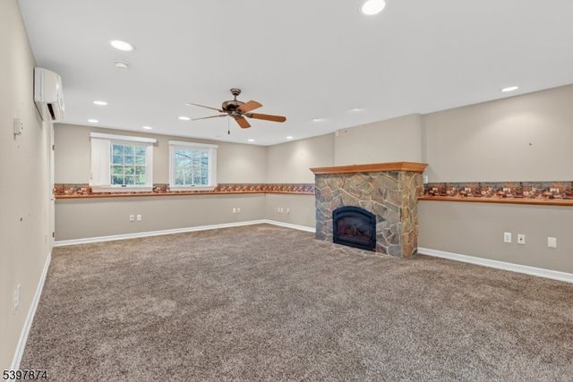 28 Deerfield Drive, Hardyston Twp., NJ 07416