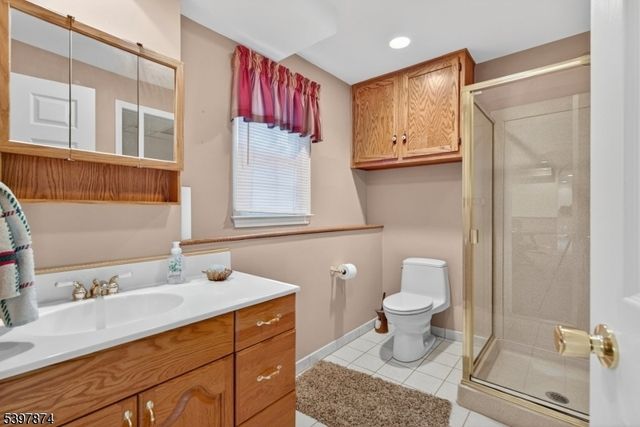 28 Deerfield Drive, Hardyston Twp., NJ 07416