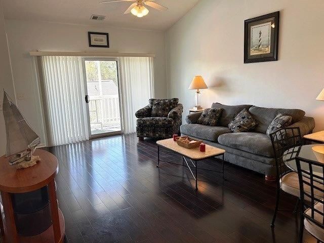 901 W Port Dr Unit 1611, North Myrtle Beach, SC 29582