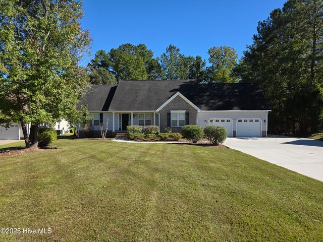 345 Farina Drive, Havelock, NC 28532
