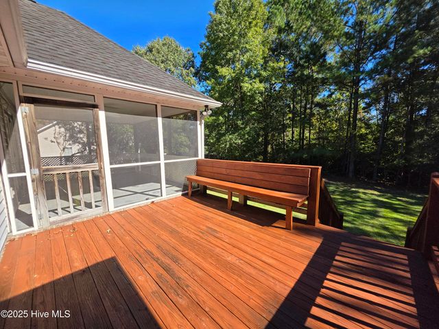 345 Farina Drive, Havelock, NC 28532