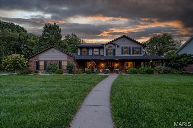 1026 Shadow Ridge Crossing, O'fallon, IL 62269