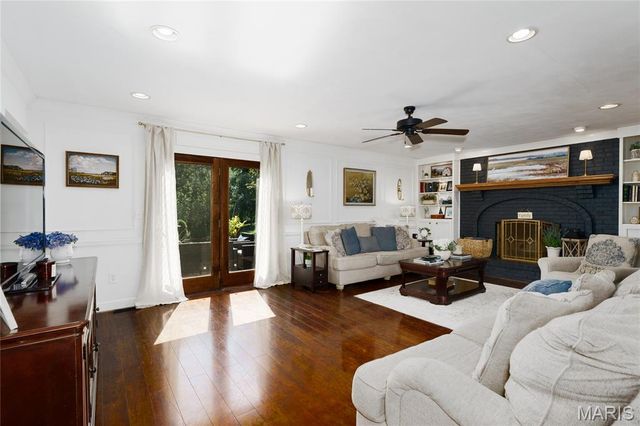 1026 Shadow Ridge Crossing, O'fallon, IL 62269