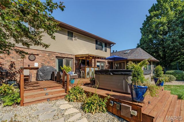 1026 Shadow Ridge Crossing, O'fallon, IL 62269