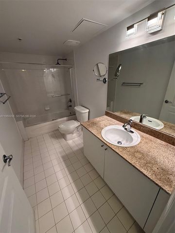 60 NW 37th Ave 500, Miami, FL 33125