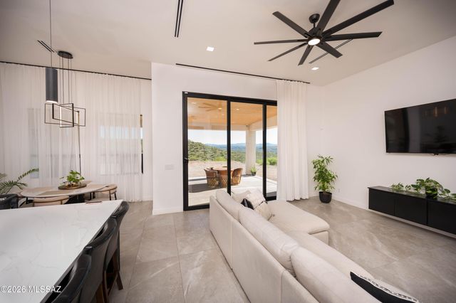 175 Calle Tiburon, Rio Rico, AZ 85648