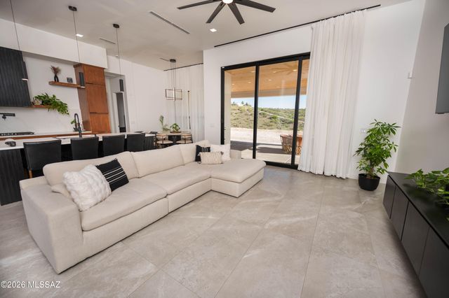 175 Calle Tiburon, Rio Rico, AZ 85648