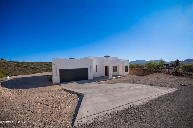 175 Calle Tiburon, Rio Rico, AZ 85648