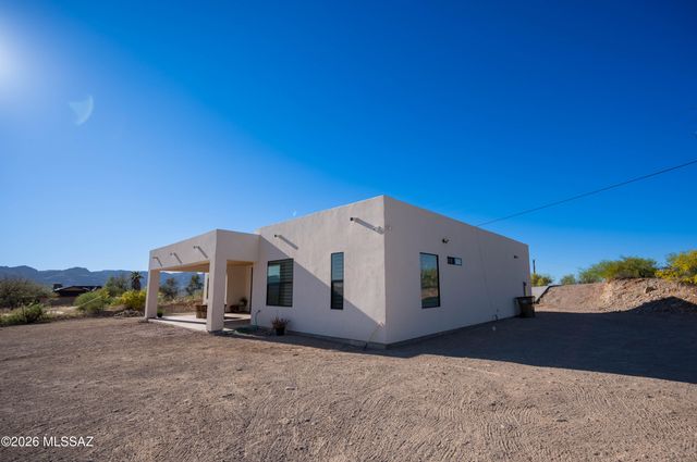 175 Calle Tiburon, Rio Rico, AZ 85648