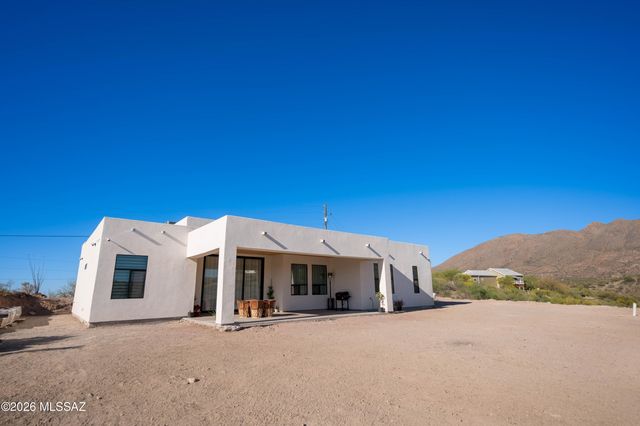 175 Calle Tiburon, Rio Rico, AZ 85648