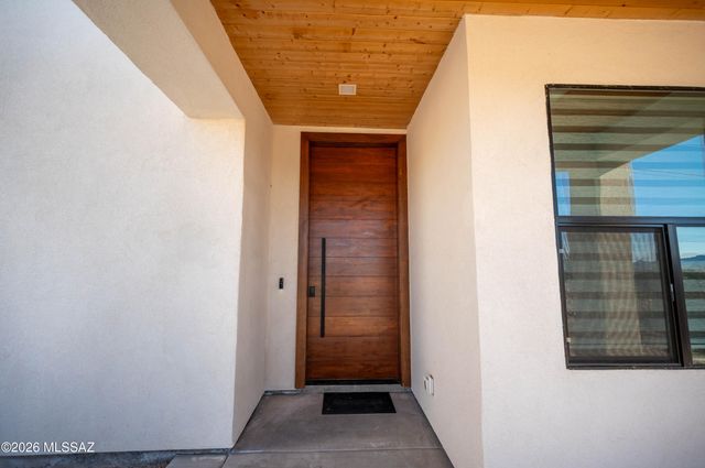 175 Calle Tiburon, Rio Rico, AZ 85648