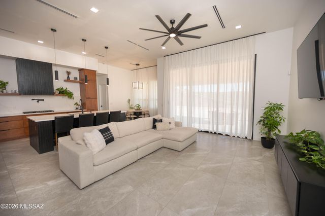 175 Calle Tiburon, Rio Rico, AZ 85648