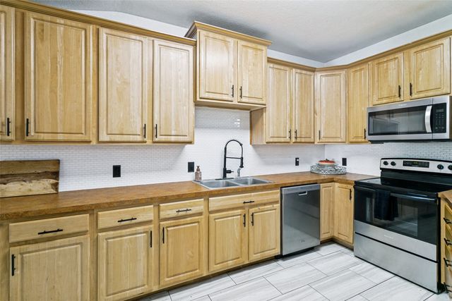 7647 Blanchard Way, Fort Worth, TX 76126