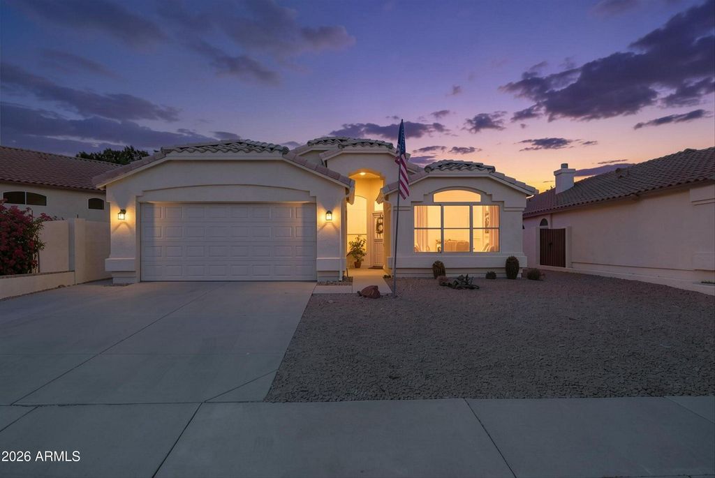 5738 W COMET Avenue, Glendale, AZ 85302 — exterior