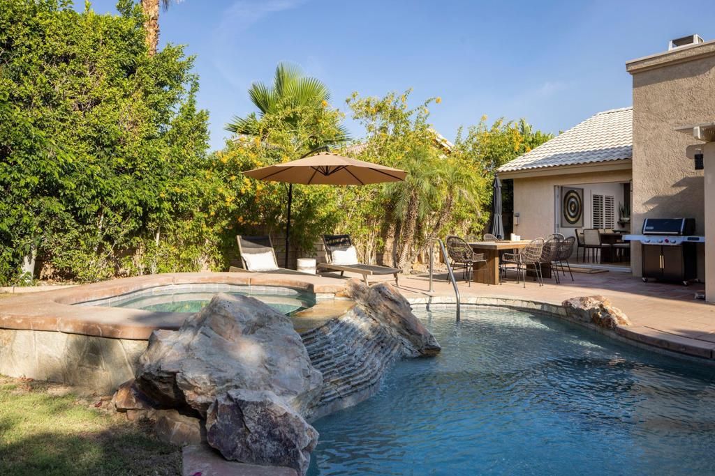 Image 2 of property listing at 78750 Nolan Circle 1, La Quinta, CA 92253