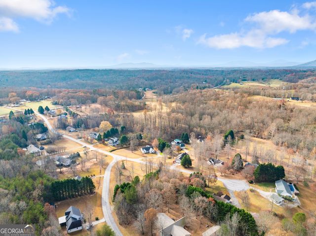 81 Heather Way, Cleveland, GA 30528