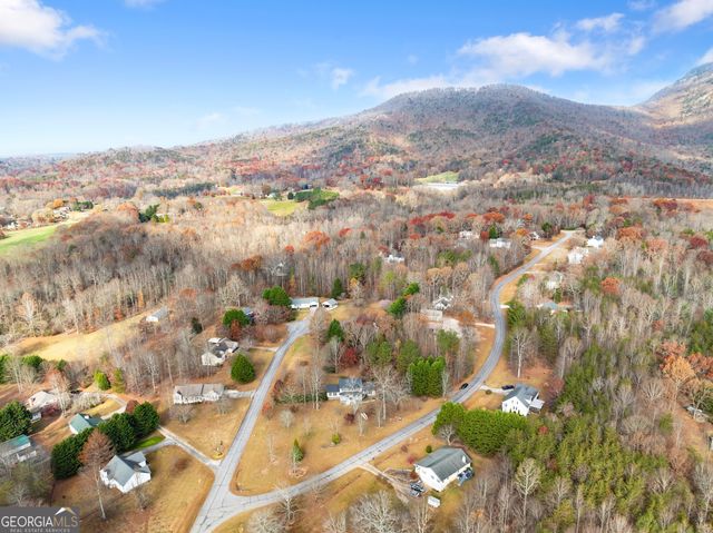 81 Heather Way, Cleveland, GA 30528