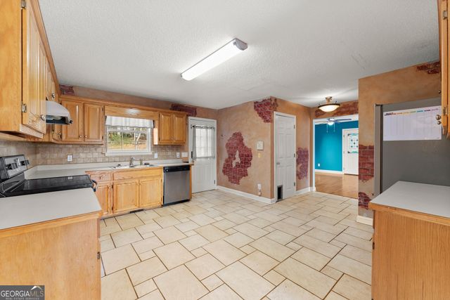 81 Heather Way, Cleveland, GA 30528