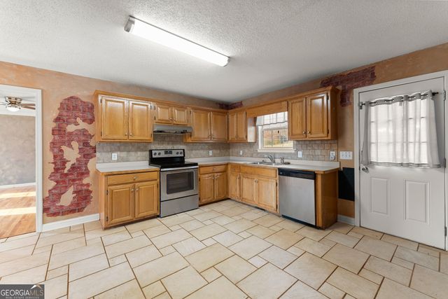 81 Heather Way, Cleveland, GA 30528