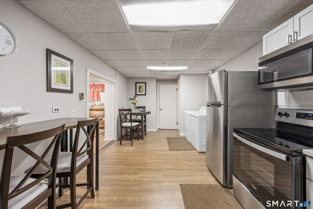 122 Main Street, East Windsor, CT 06088