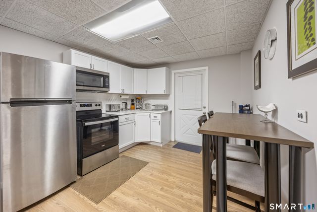 122 Main Street, East Windsor, CT 06088