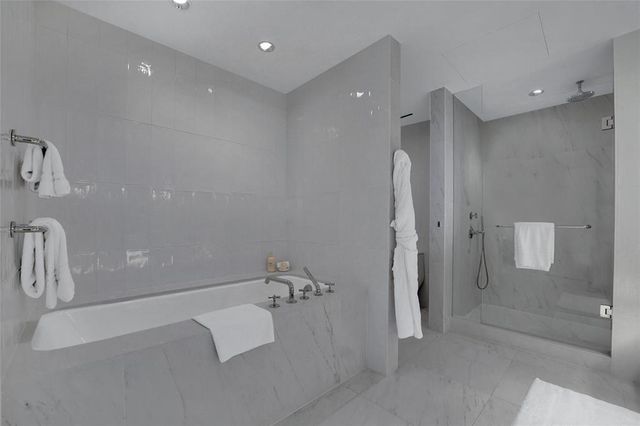 525 N Fort Lauderdale Beach Boulevard 1204, Fort Lauderdale, FL 33304