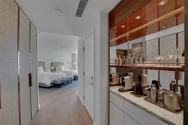 525 N Fort Lauderdale Beach Boulevard 1204, Fort Lauderdale, FL 33304