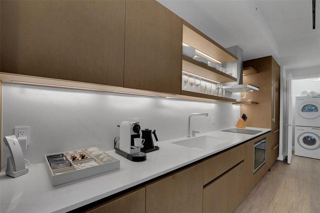 525 N Fort Lauderdale Beach Boulevard 1204, Fort Lauderdale, FL 33304