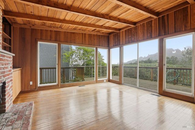 89 Monte Mar Dr, Sausalito, CA 94965