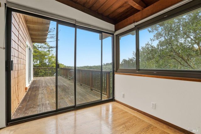 89 Monte Mar Dr, Sausalito, CA 94965