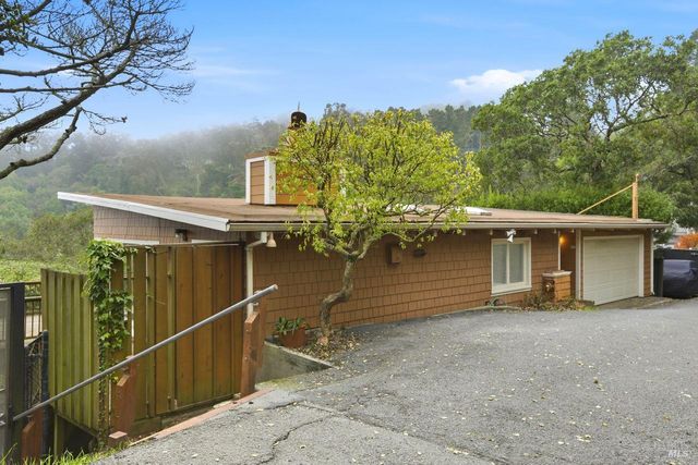 89 Monte Mar Dr, Sausalito, CA 94965
