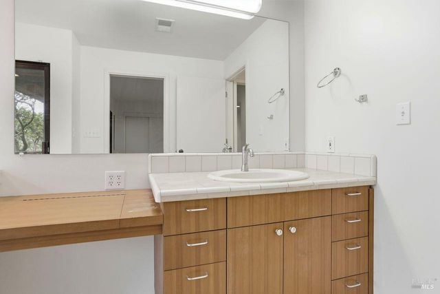 89 Monte Mar Dr, Sausalito, CA 94965