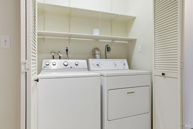 89 Monte Mar Dr, Sausalito, CA 94965