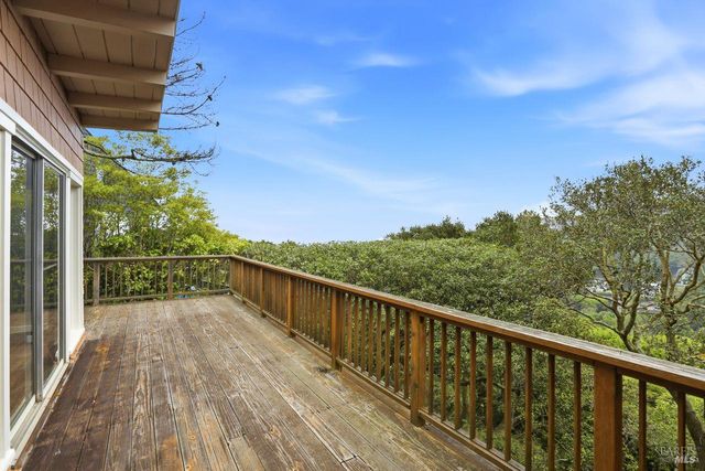 89 Monte Mar Dr, Sausalito, CA 94965