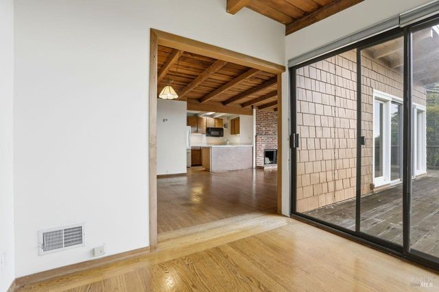 89 Monte Mar Dr, Sausalito, CA 94965