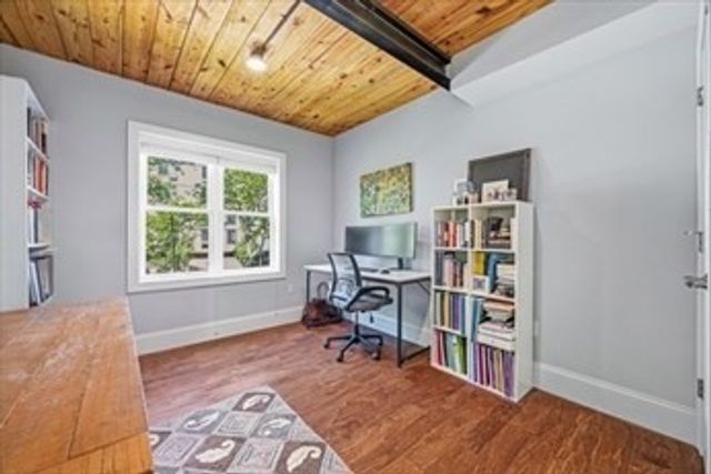 192 Raymond St 4, Cambridge, MA 02140