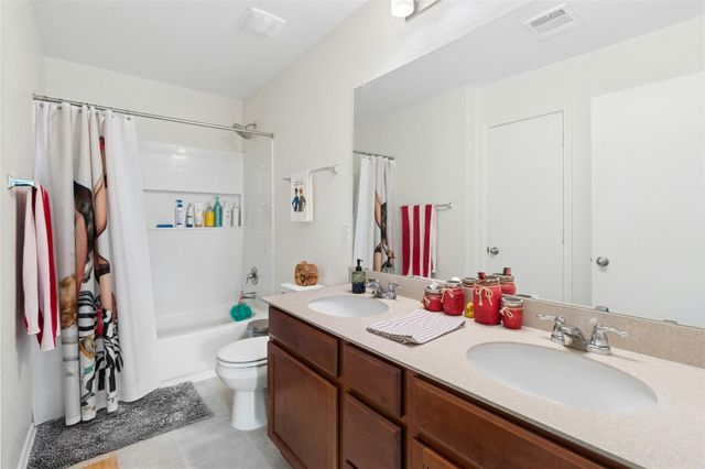 117 Schuylerville DR, Elgin, TX 78621