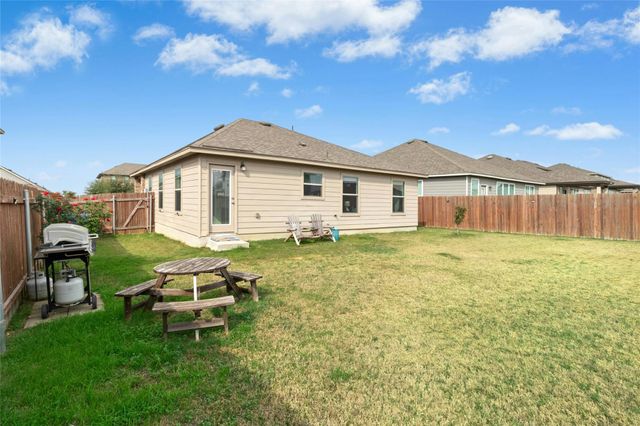 117 Schuylerville DR, Elgin, TX 78621