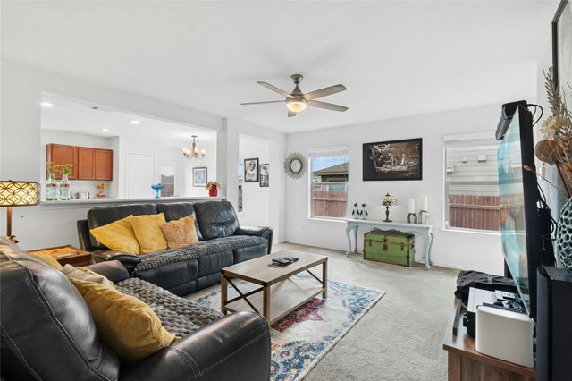 117 Schuylerville DR, Elgin, TX 78621