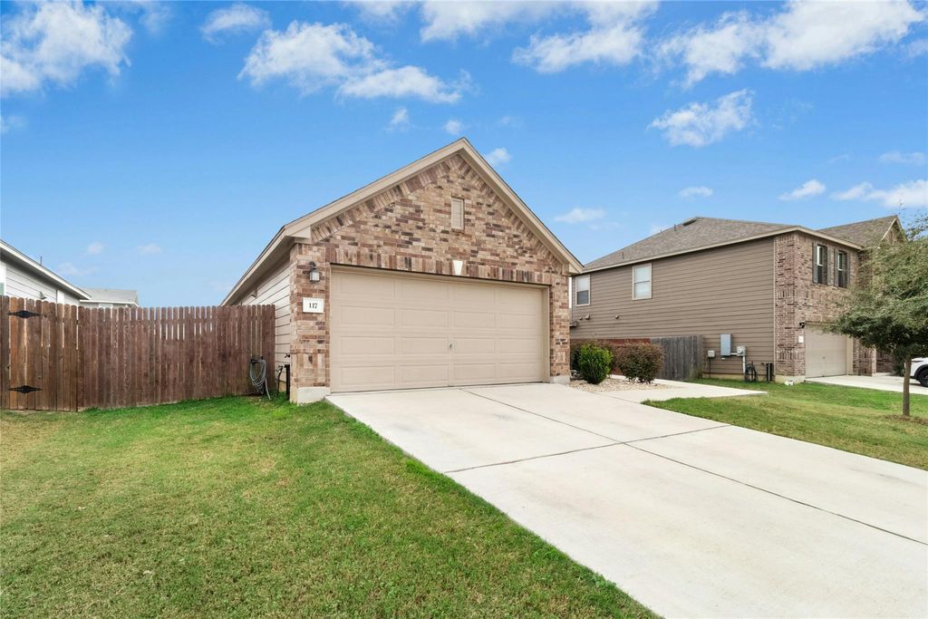 117 Schuylerville DR, Elgin, TX 78621