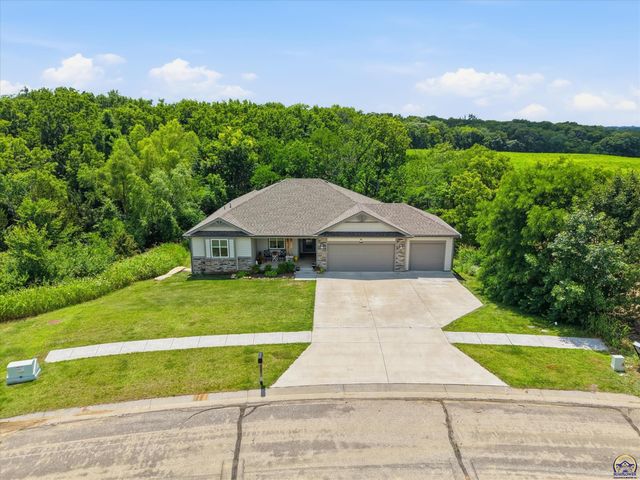 3300 SE 22nd ST, Topeka, KS 66605