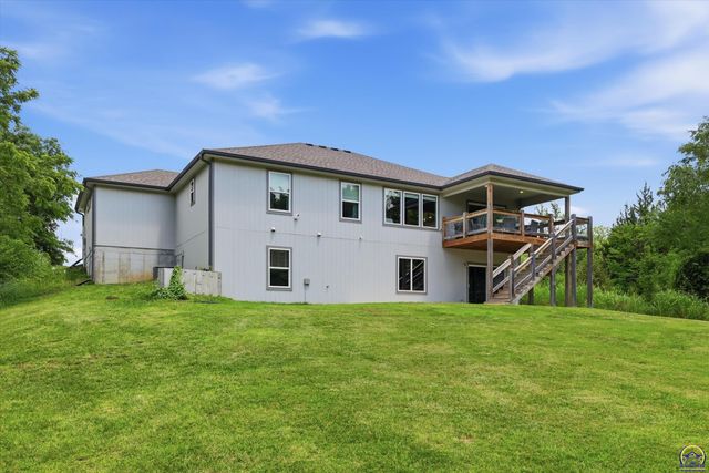 3300 SE 22nd ST, Topeka, KS 66605