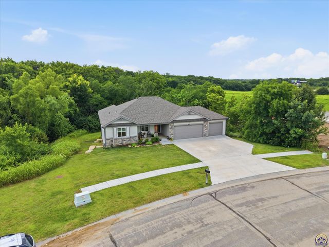3300 SE 22nd ST, Topeka, KS 66605