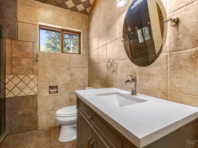 951 Kings Crown Rd, Woodland Park, CO 80863