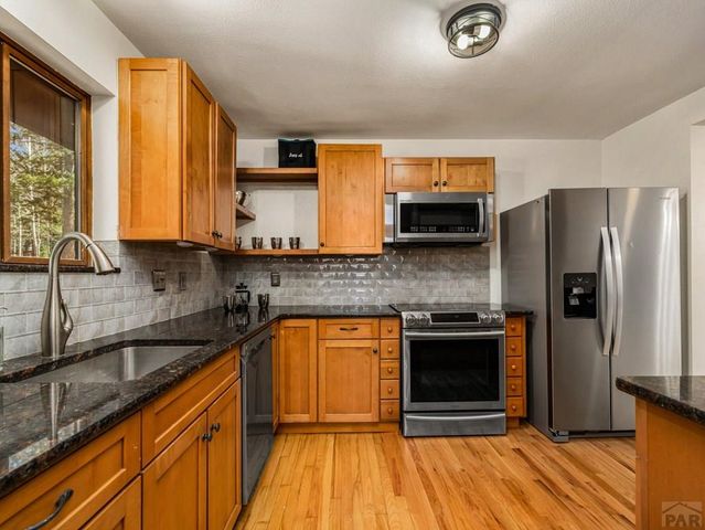 951 Kings Crown Rd, Woodland Park, CO 80863