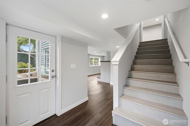9854 Occidental Avenue S, Seattle, WA 98108