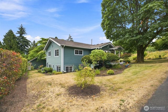 9854 Occidental Avenue S, Seattle, WA 98108