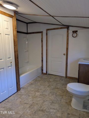 701 Well Street, Elizabethton, TN 37643