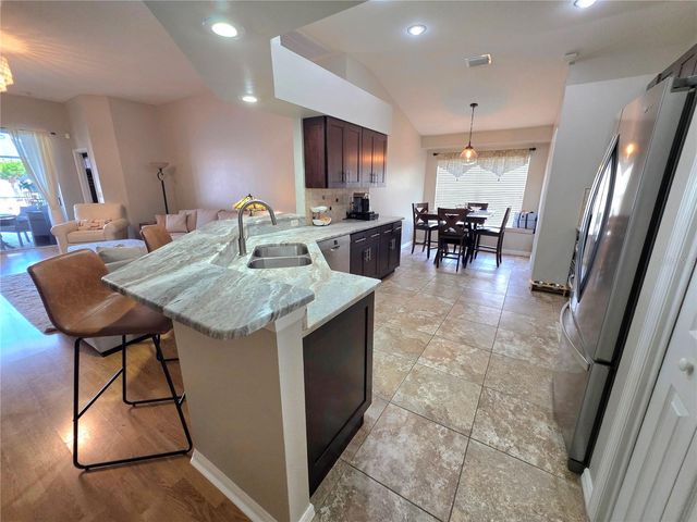 2608 VINEDALE AVENUE, Valrico, FL 33596