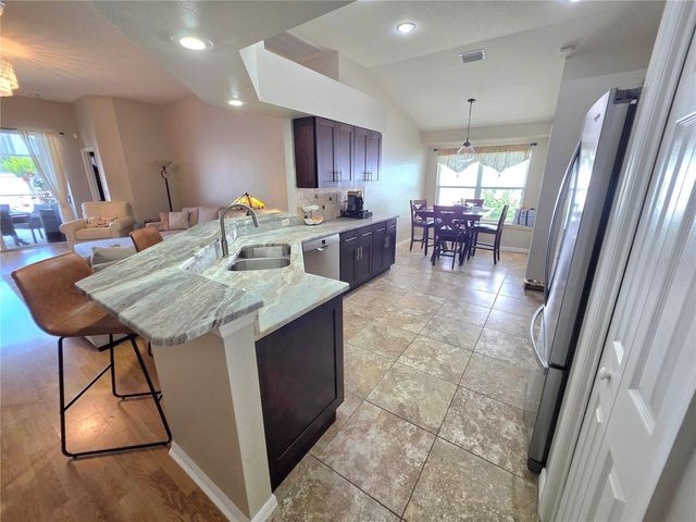 2608 VINEDALE AVENUE, Valrico, FL 33596